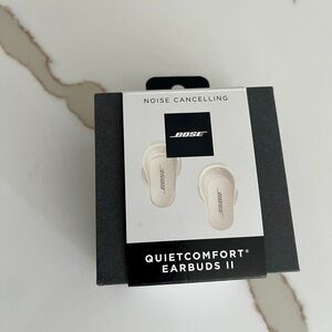 Bose QuietComfort Earbuds II - Cream